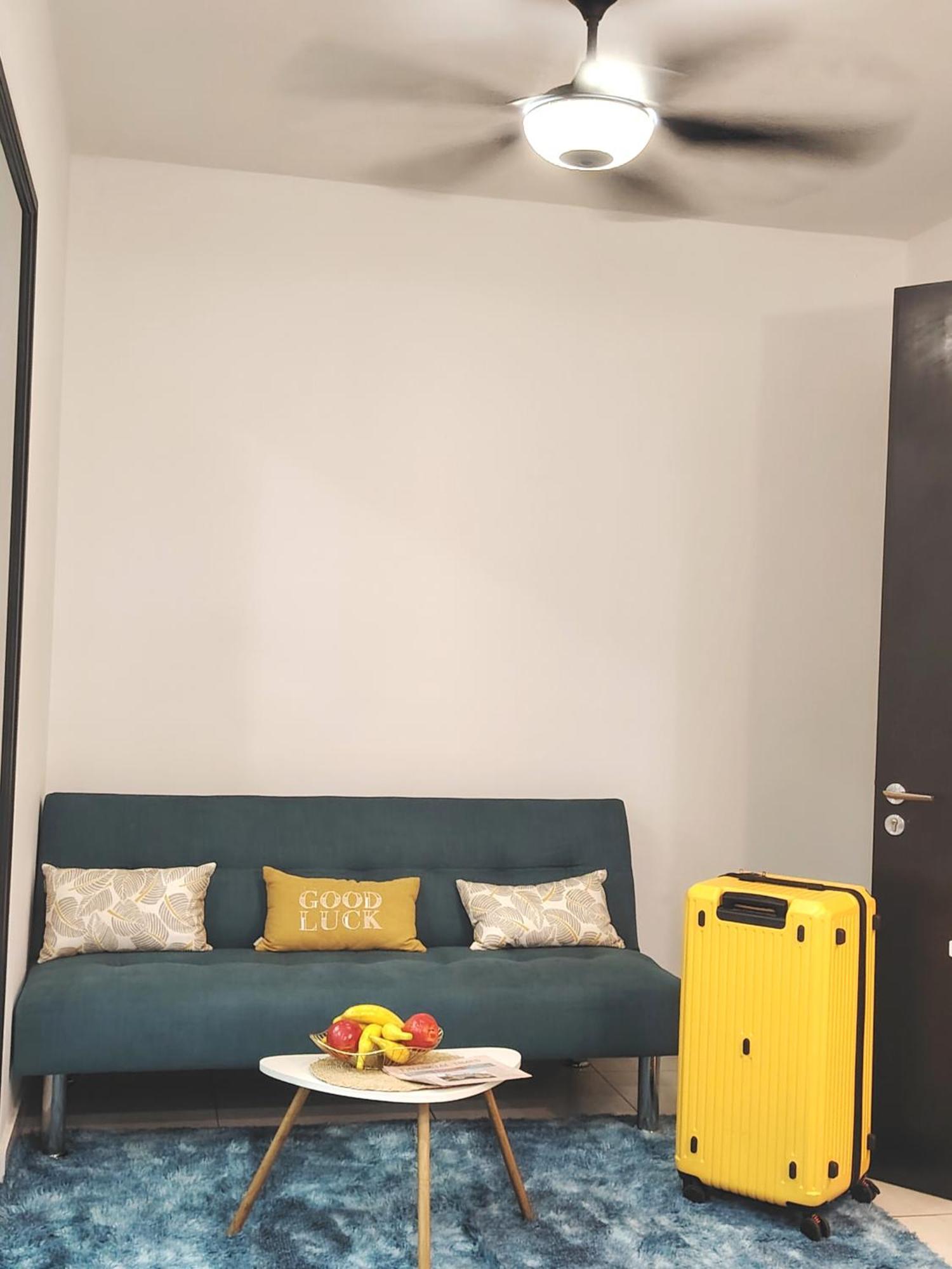 Almas Suites Poolview Netflix 100Mbps Bystay Nusajaya  Exteriér fotografie